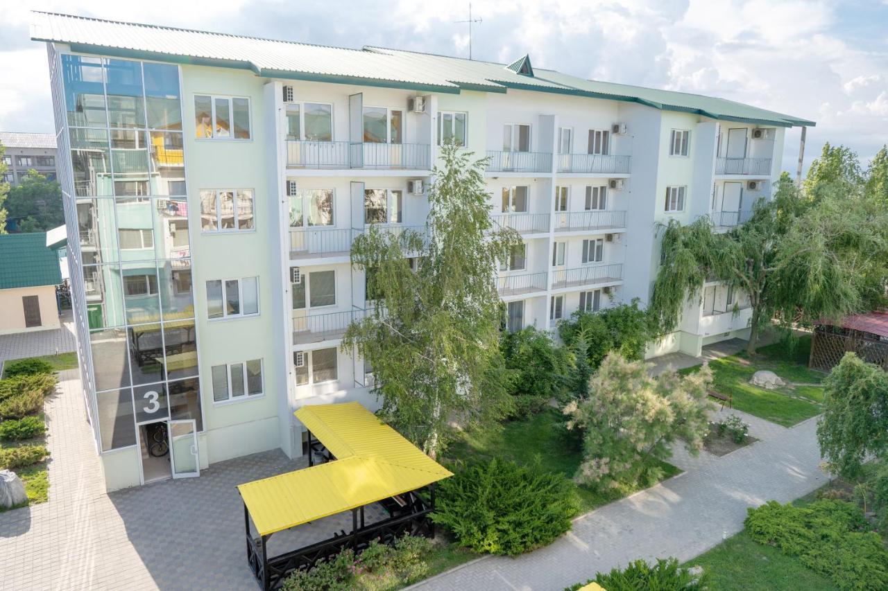 Парадиз Hotel Kobleve Kültér fotó